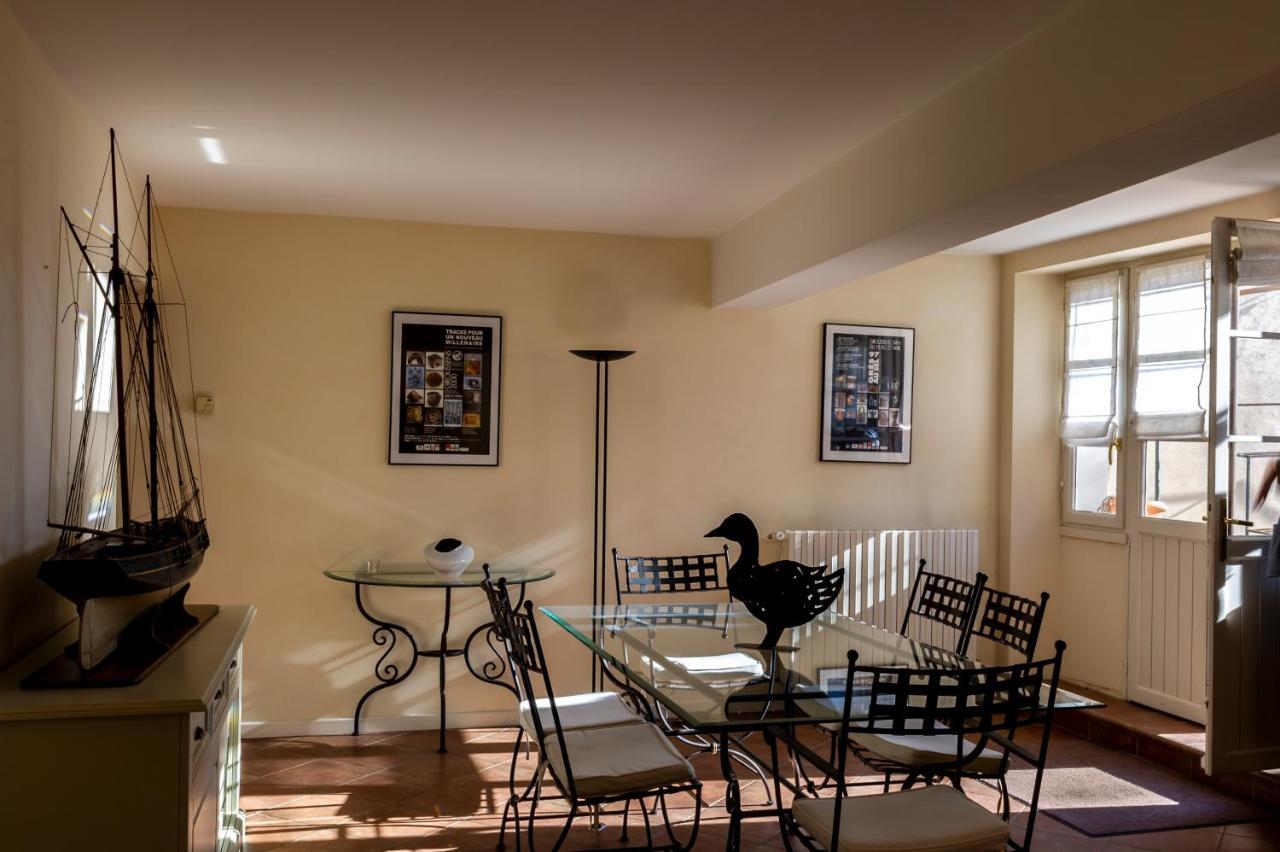 ¨Gite Du Cafe Suquet Giroussens Экстерьер фото
